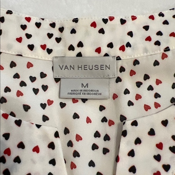 Van Heusen cream heart sleeveless v neck top size medium - Picture 10 of 10